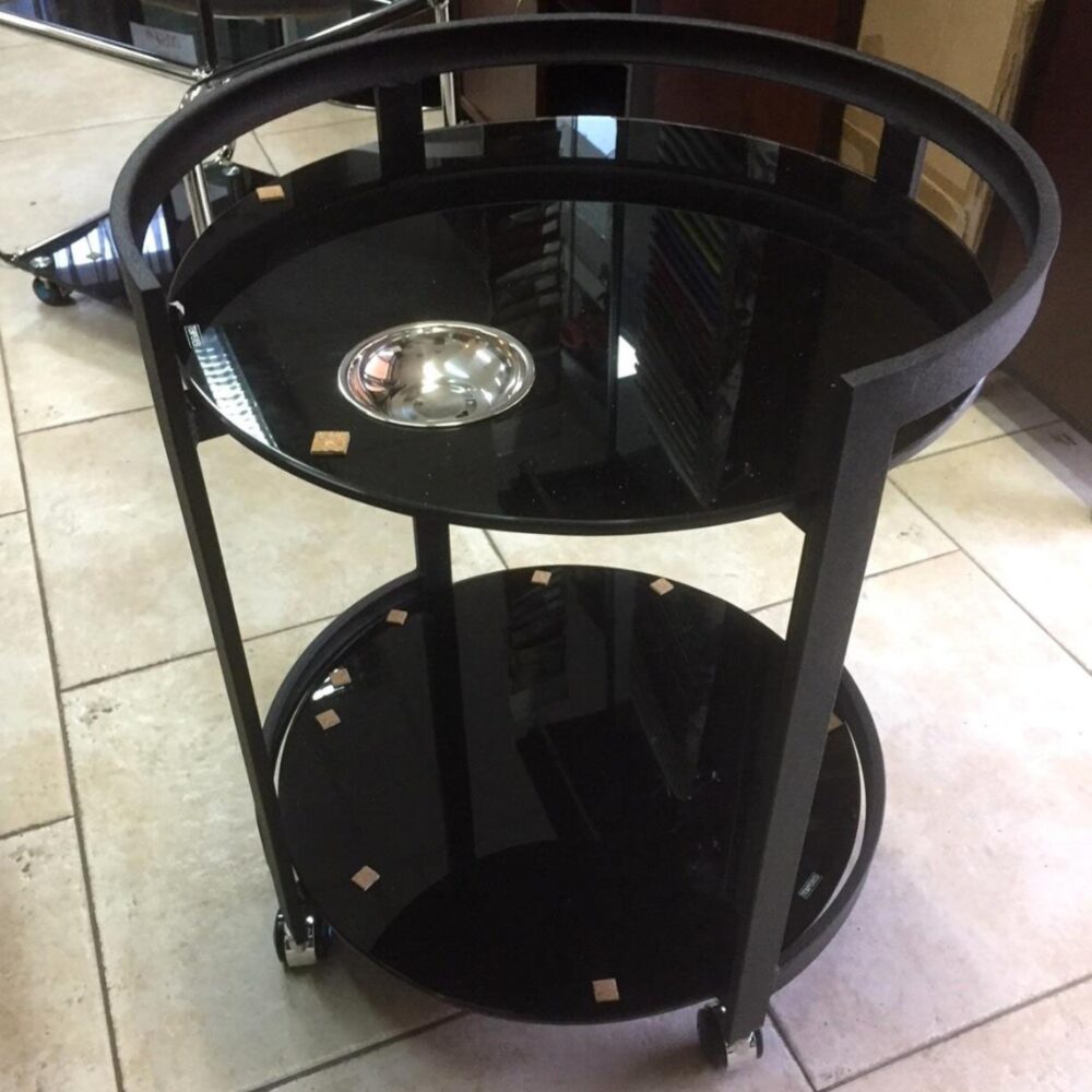 black-tempered-glass-serving-table-d3-1-2000x2000-1.jpg שולחן הגשה עגול מזכוכית מחוסמת - עיצוב מודרני – תמונה 3