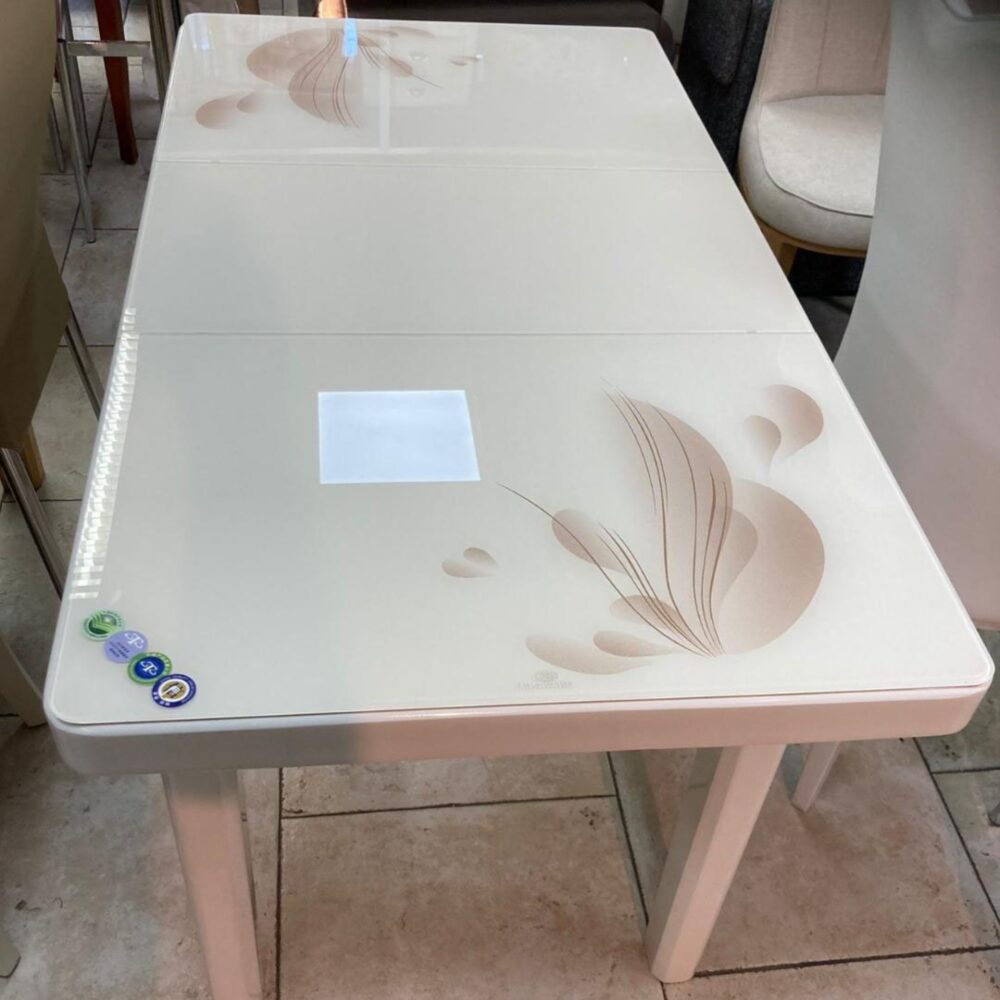 small-glass-dining-table-2-2000x2000-1.jpg שולחן אוכל קטן מזכוכית לעיצוב הבית - איכות ונוחות – תמונה 4